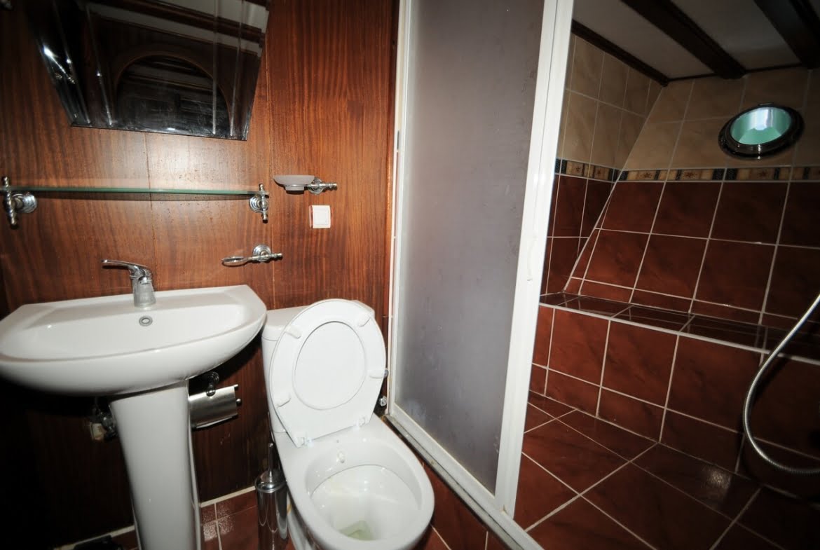 Crewed Yacht Charter with Prenses Selin Gulet Turkey