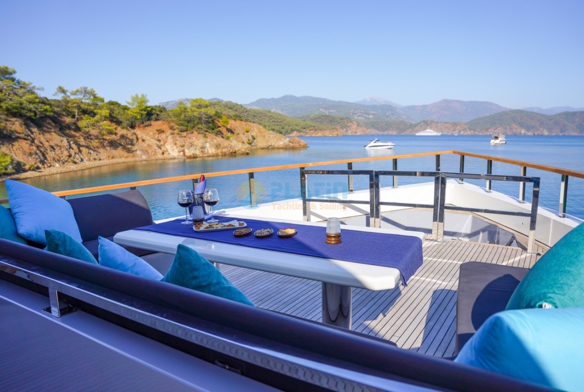 Cinar Yildizi Trawler Motoryacht